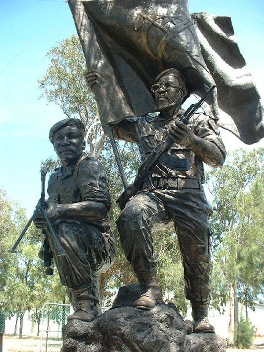 ANGOLA MEMORIAL - Bronze